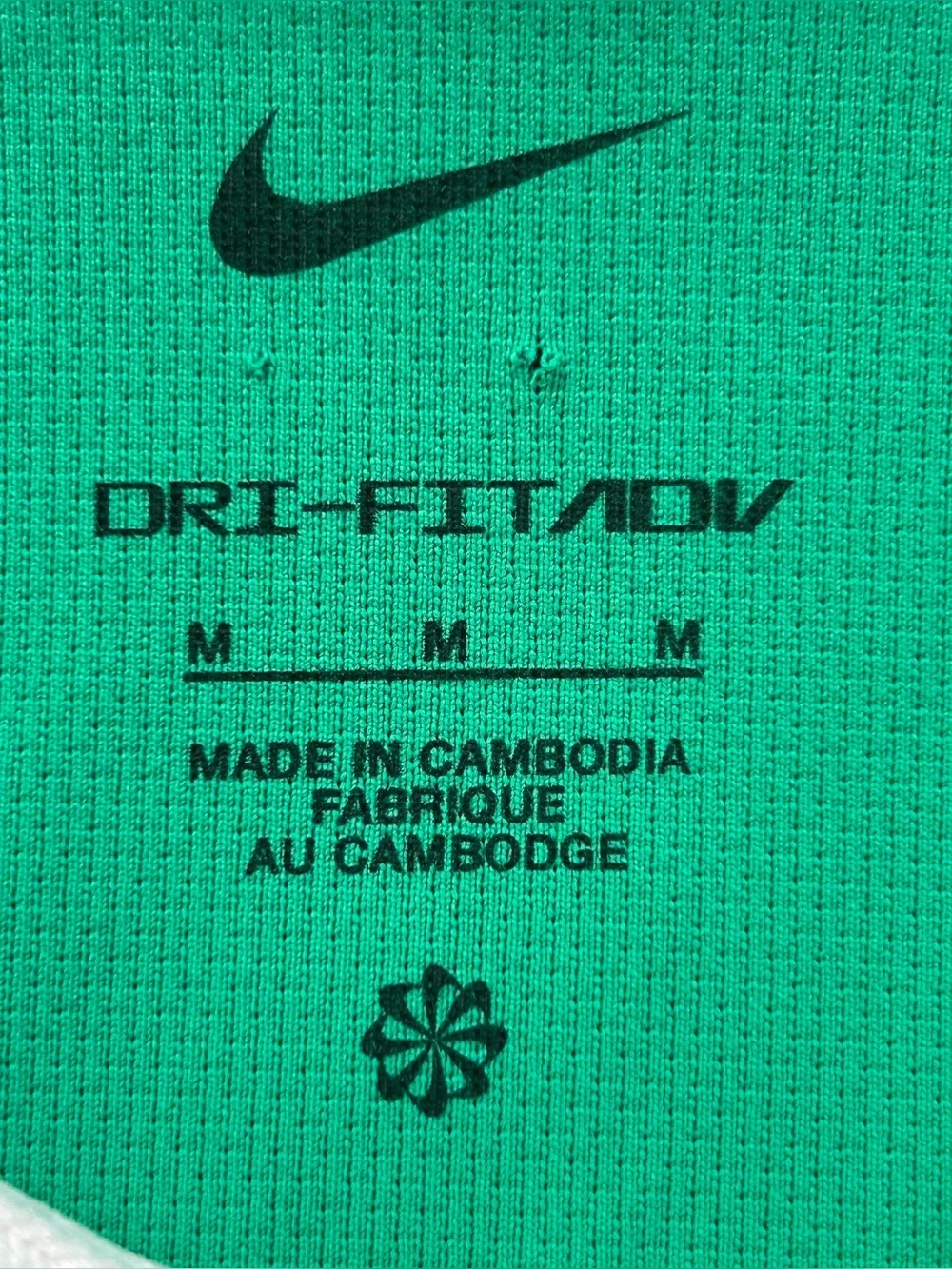 Nike Court Slam Dri-Fit ADV Tennis Polo Shirt Green Men's Size Medium IB8141-324